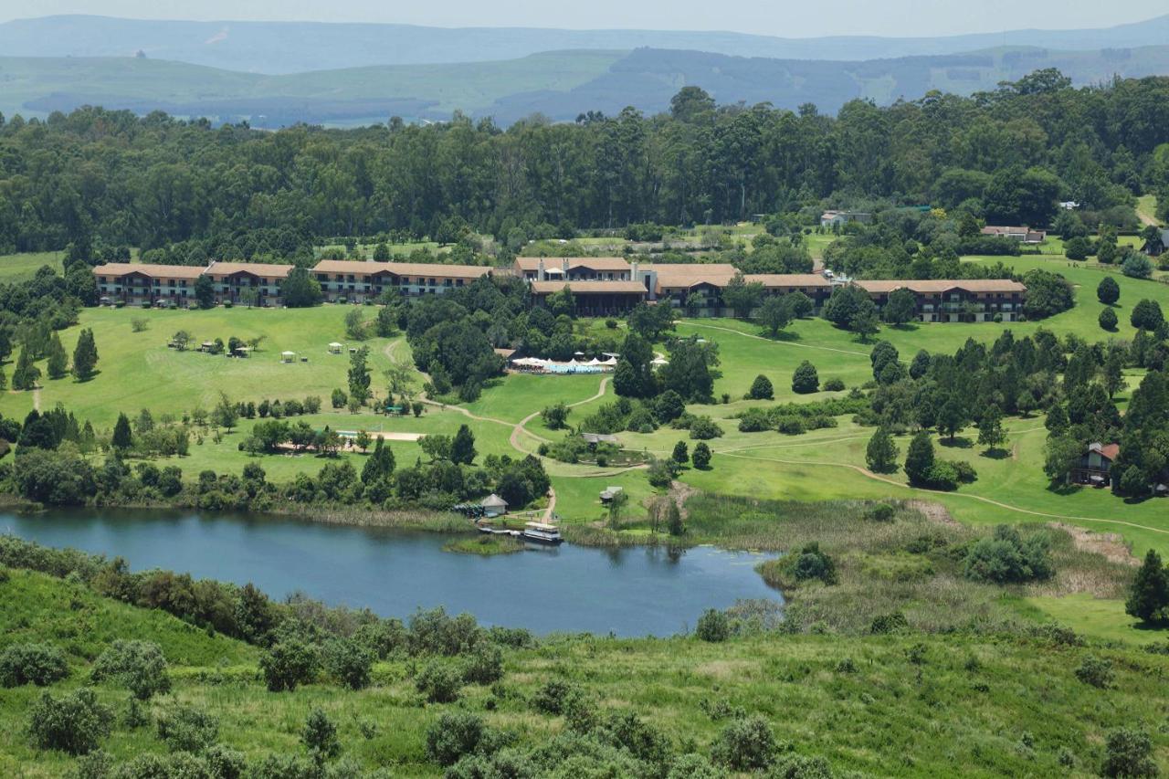 Drakensberg Sun Resort Cathkin Park Exteriör bild