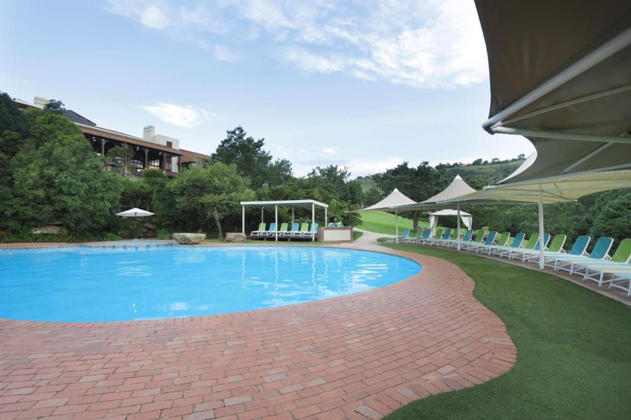 Drakensberg Sun Resort Cathkin Park Exteriör bild