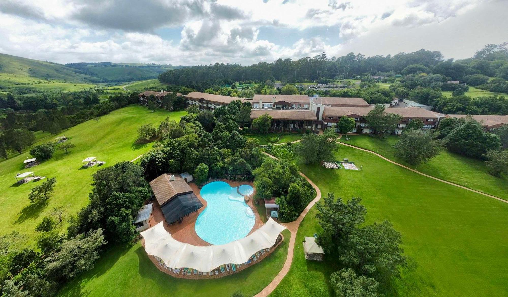 Drakensberg Sun Resort Cathkin Park Exteriör bild